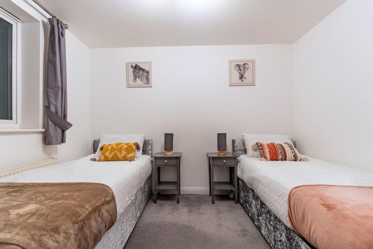 80 Clayburn By Incredible Stay Πήτερμπορο Εξωτερικό φωτογραφία