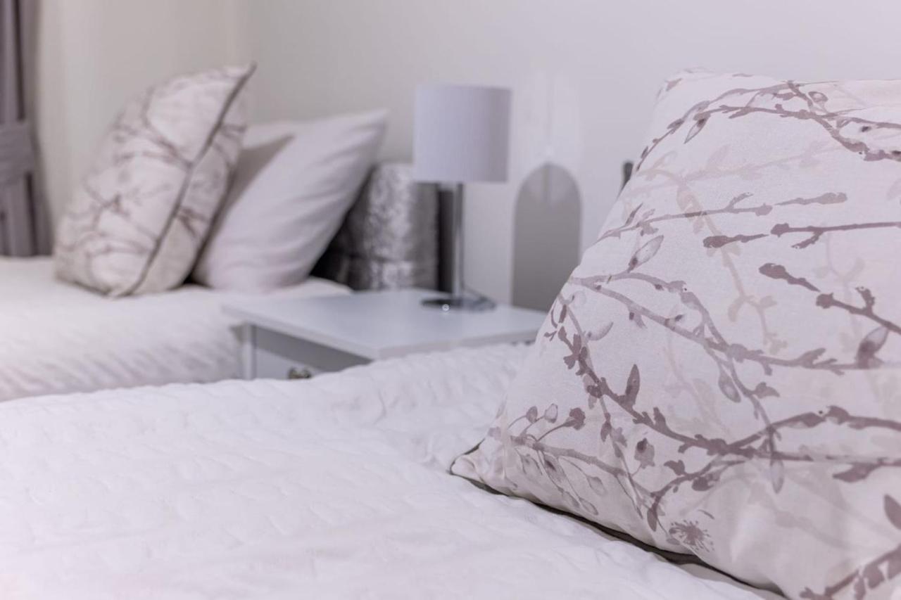 80 Clayburn By Incredible Stay Πήτερμπορο Εξωτερικό φωτογραφία